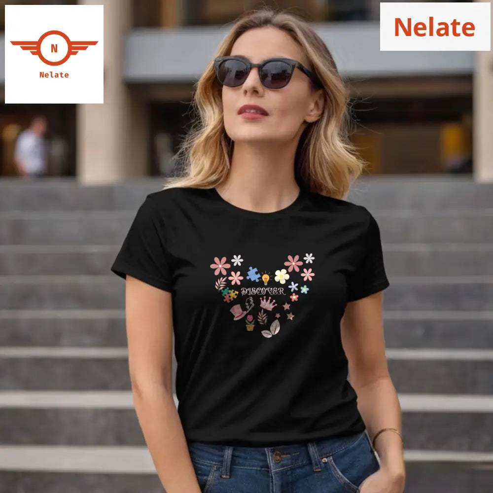 ’Discover’ Women’s Black T-Shirt