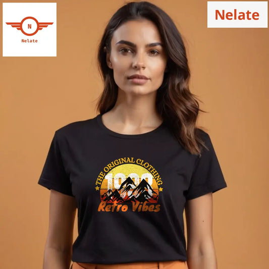 ’Retro Vibes’ Women’s Black T-Shirt