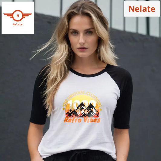 ’Retro Vibes’ Women’s Raglan T-Shirt