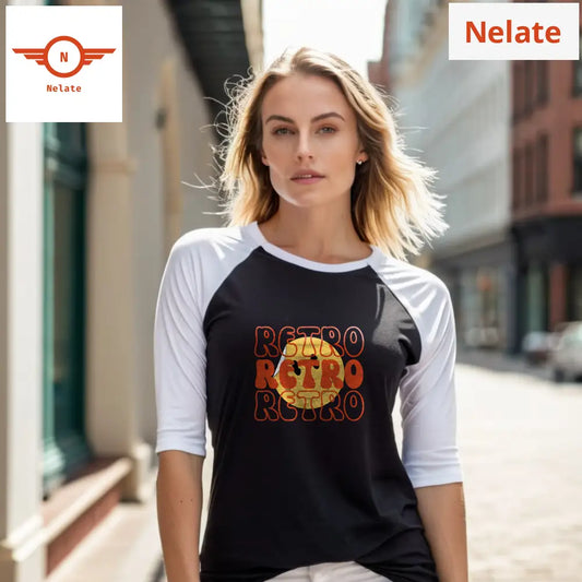 ’Retro’ Vintage Women’s Raglan T-Shirt